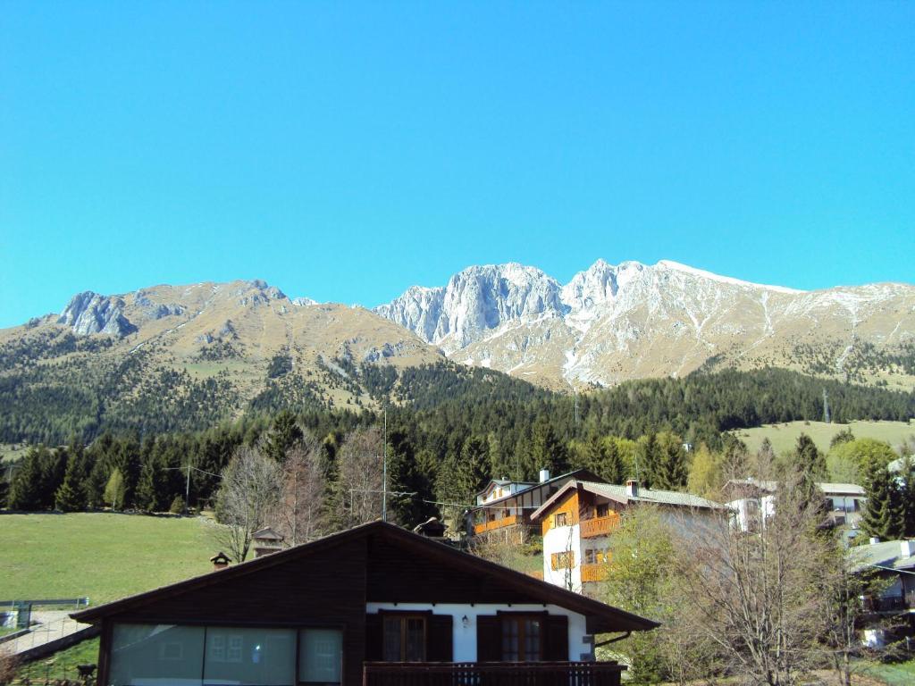 Hotel Des Alpes Castione della Presolana Zimmer foto